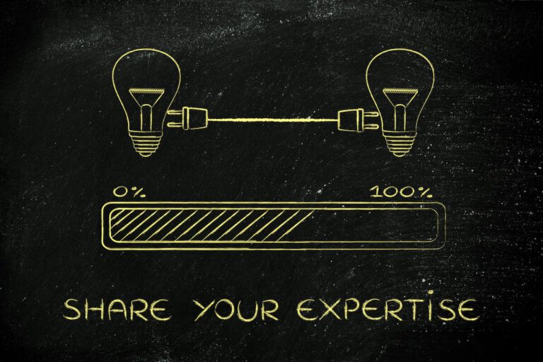 Share your expertise Metoring image of two light bulbs sharing power